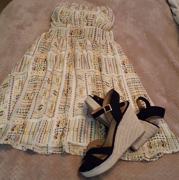 Dress ( juniors) - Picture 2 of 5